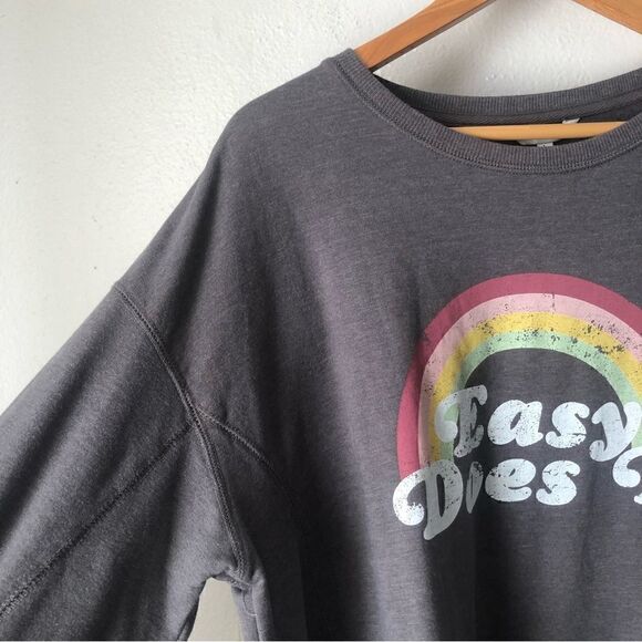 Wildfox NWT statement sweatshirt “Easy does it” rainbow size large - Picture 4 of 9